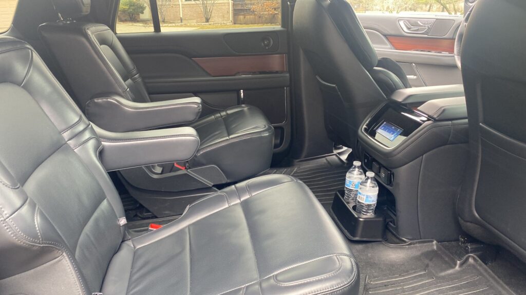 Limo And Black Car Service Massachusetts