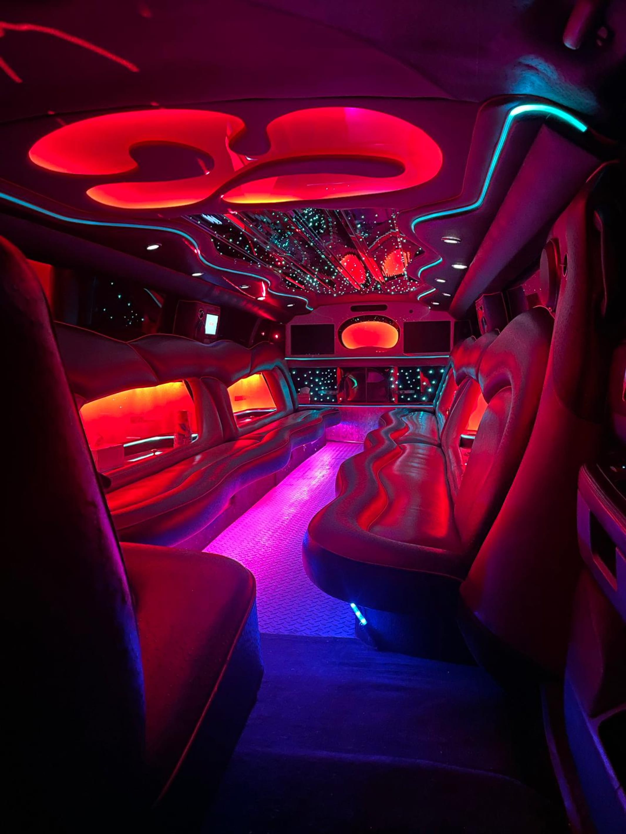 Luxurious Prom Limo Service