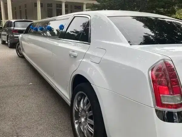 Limo Service Northbrook IL for elegant travel