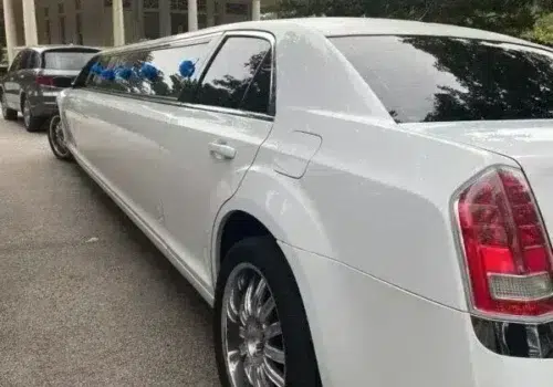 Limo Service Peoria IL for corporate transfers